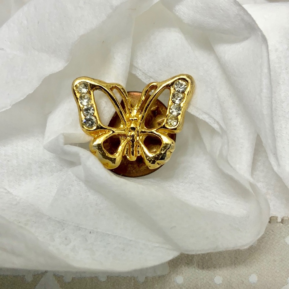 Tiny Butterfly Pin/Brooch